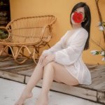 thuy-ngan-sieu-dam-nu-trang-xinh-vu-mong-cang-det-1232509-small.jpeg